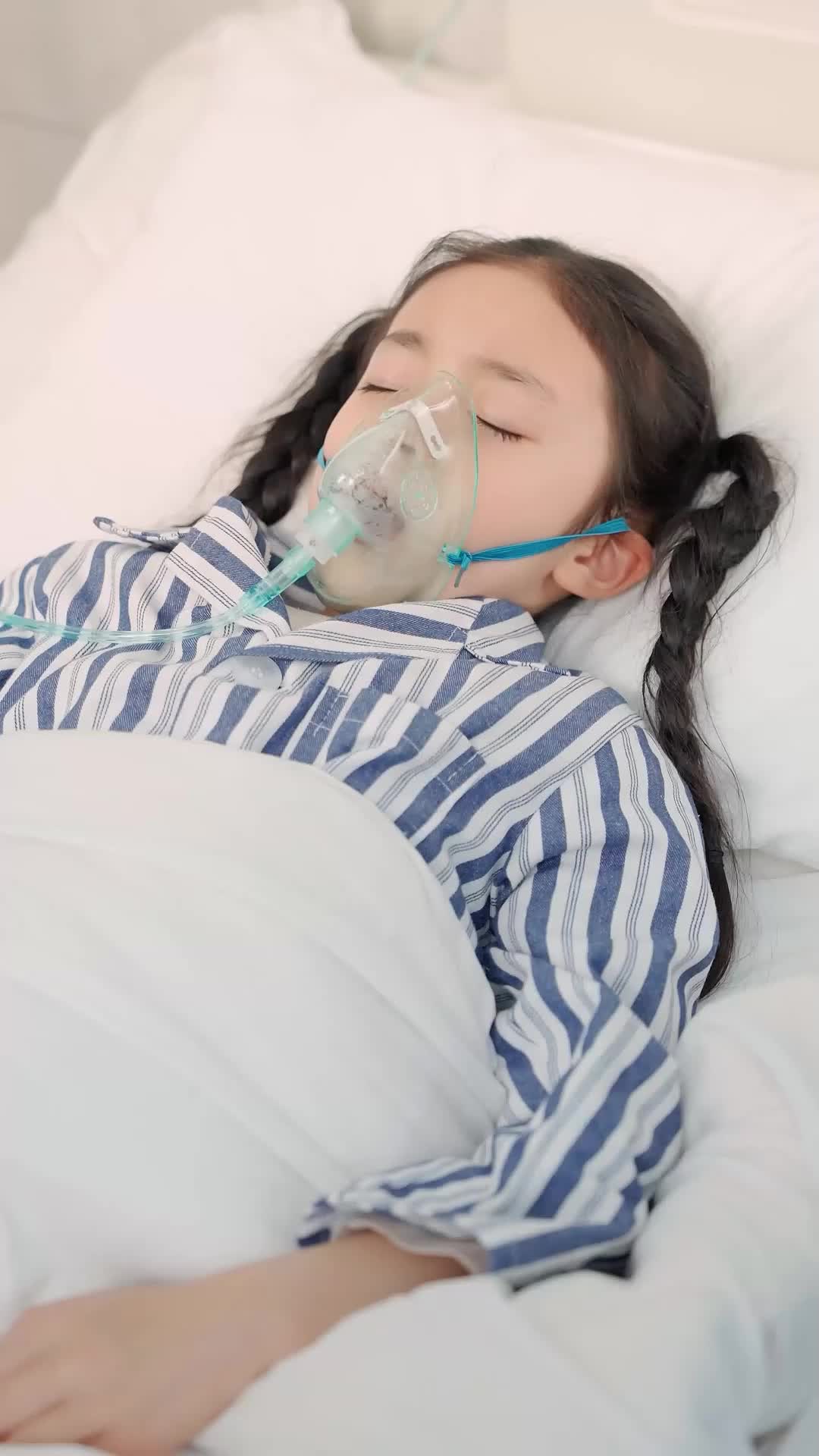 Episode 40 - Mom's Here, Daughter